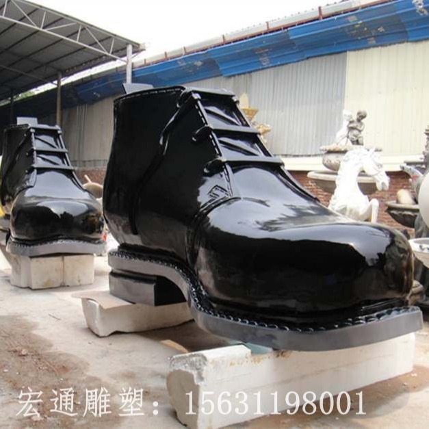 玻璃钢拖鞋雕塑可定做 玻璃钢雕塑厂家图片