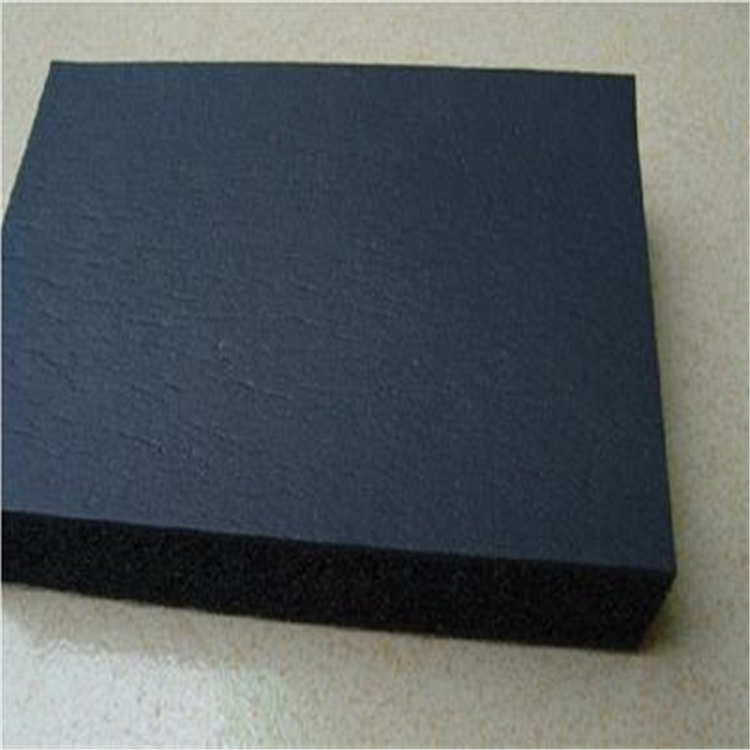 黑色橡塑板厂家 屋顶橡塑板 B2级黑色橡塑板 新正 价格合理