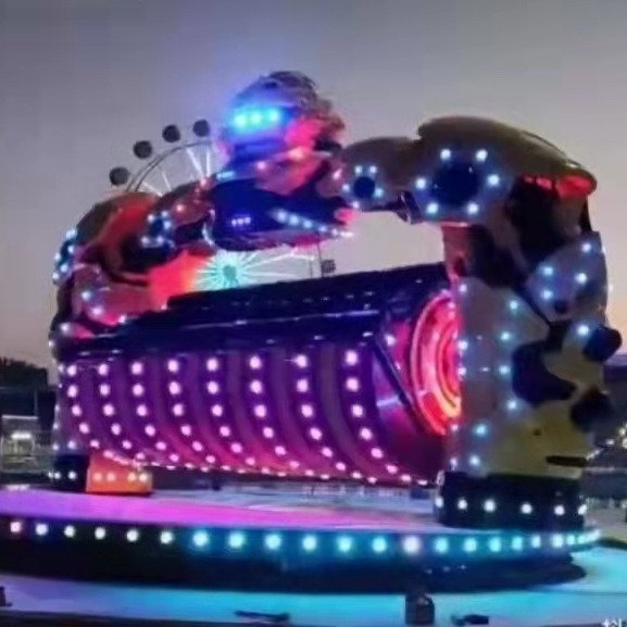 商丘童星游乐 16人机械战警游乐设备视频，新款大黄蜂星际战警，转动的黄色机器人游乐设备