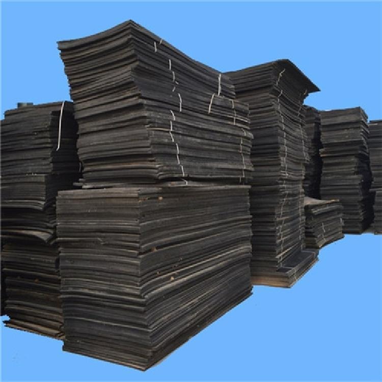 橡塑板生产厂家  厚度标准密度高 B1级橡塑管 厚度标准密度高 中维