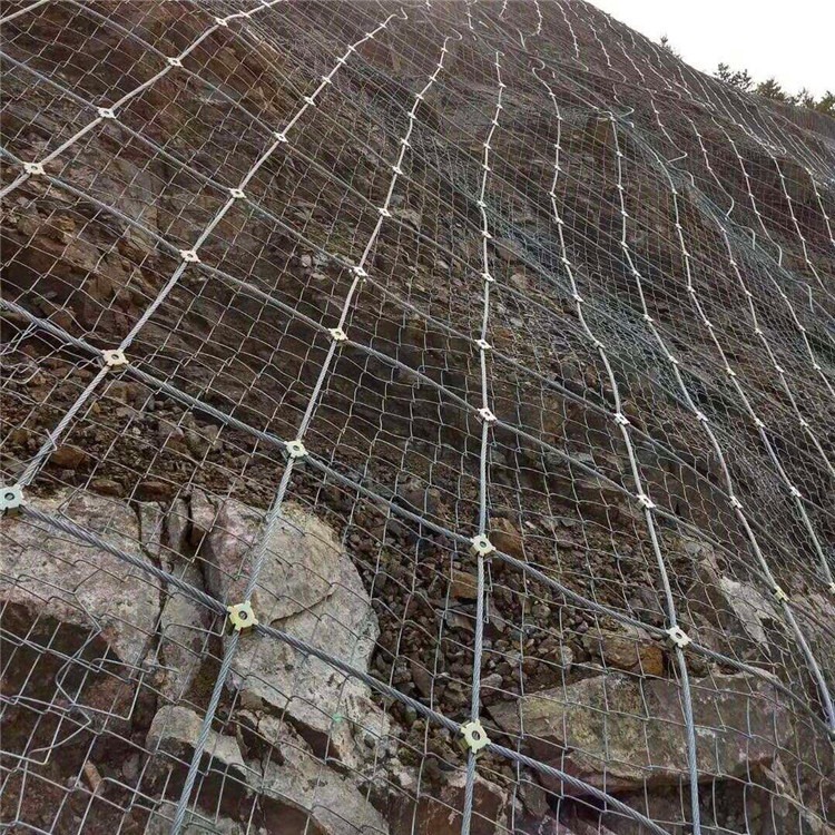 sns柔性主动边坡防护网护坡固土公路施工承接工程钢丝绳勾花网