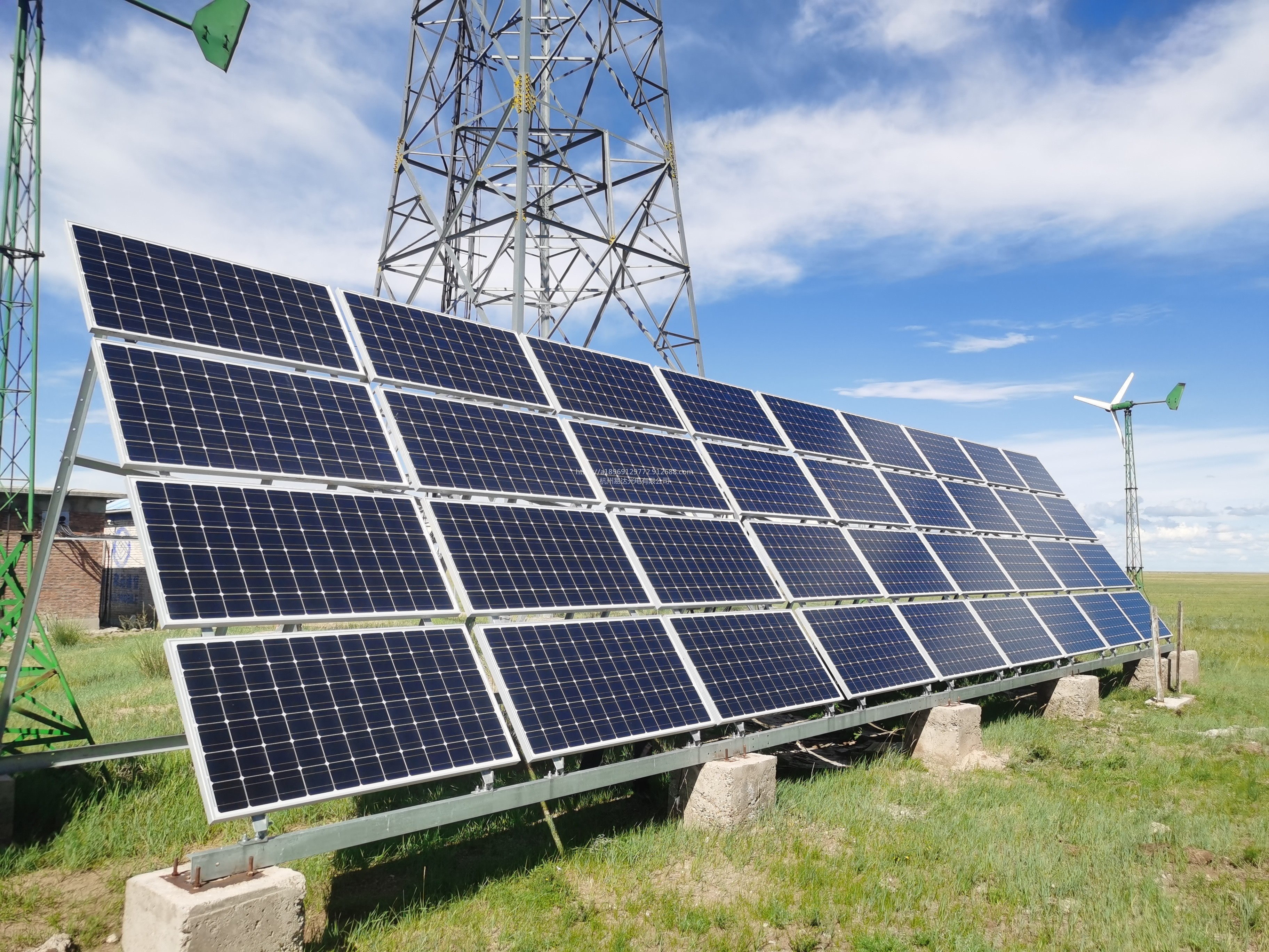 白城太阳能发电自发自用光伏电站乡村太阳能路灯20W-400W单晶硅太阳能电池板