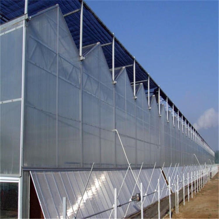 玻璃温室餐厅造价  北方温室大棚梁架的制造  旭航温室工程建设厂家
