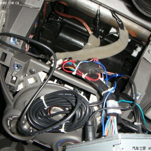 个人车GPS扫描仪 汽车GPS排除 汽车定位器检测 个人车拆定位 车辆GPS排除 二手车定位检测 汽车北斗GPS拆除