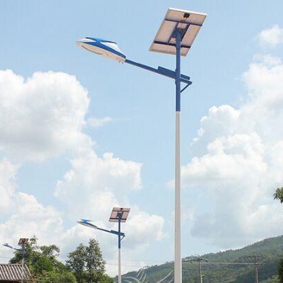 乾旭照明太阳能路灯4米5米6米 50W100W户外挑臂LED照明道路灯 6米锂电池乡村马路照明路灯