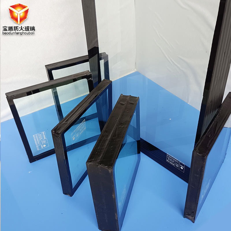 四川省隔热型水晶硅防火玻璃强度高 宝盾水晶硅防火玻璃同时满足节能和耐火完整性要求