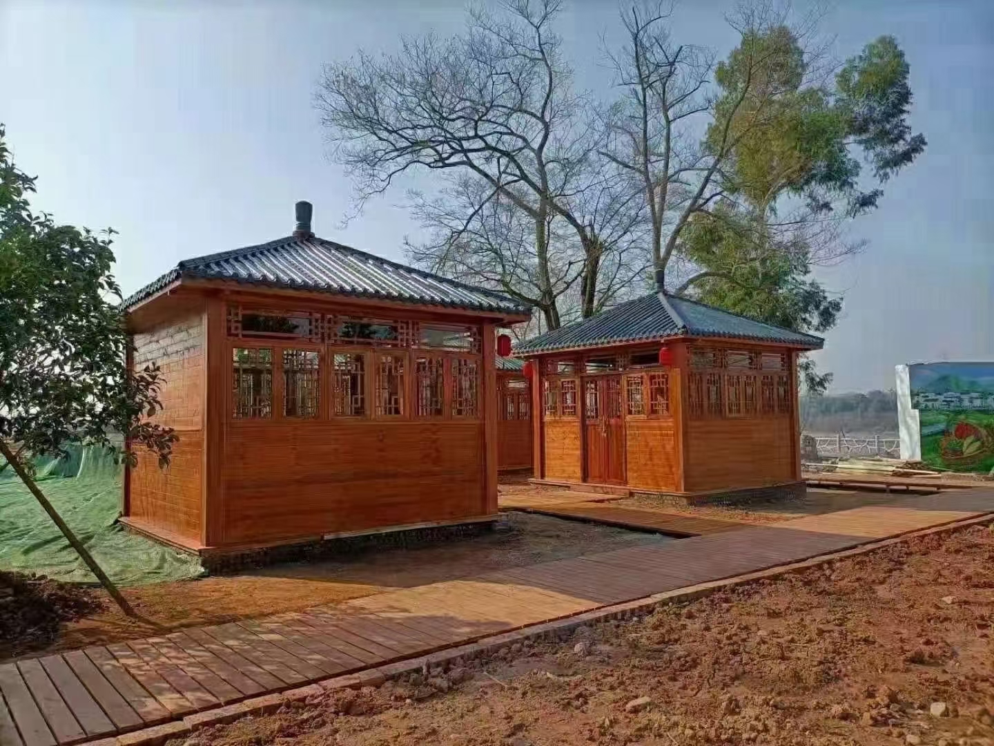 新疆芬兰木度假村木屋设计  乡村木屋建造木雅  现场施工