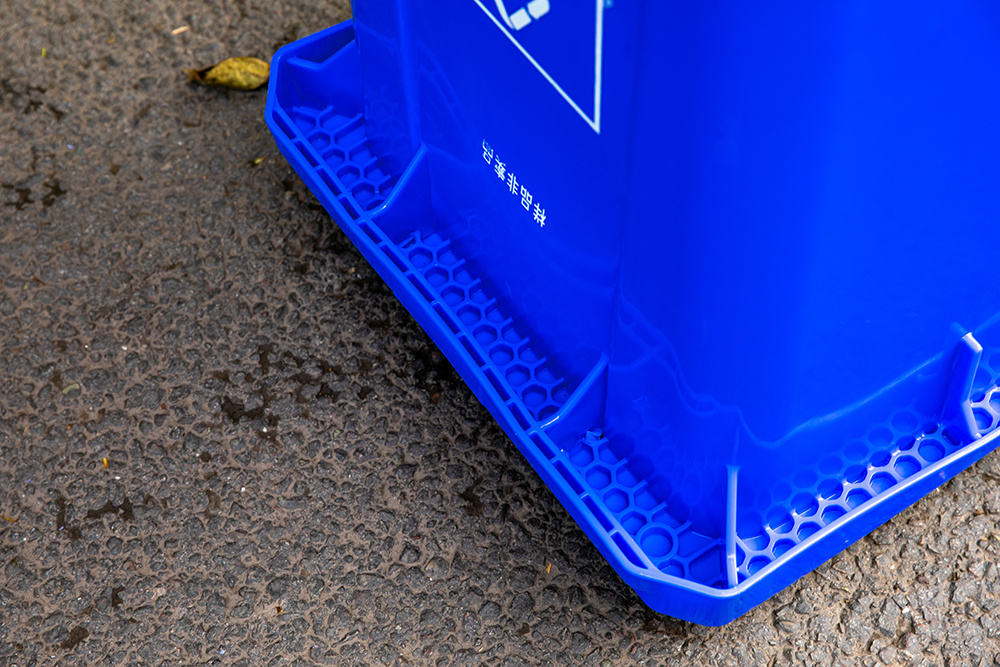 厂家批发120L环卫垃圾桶 带轮移动式 可挂车型垃圾桶示例图6