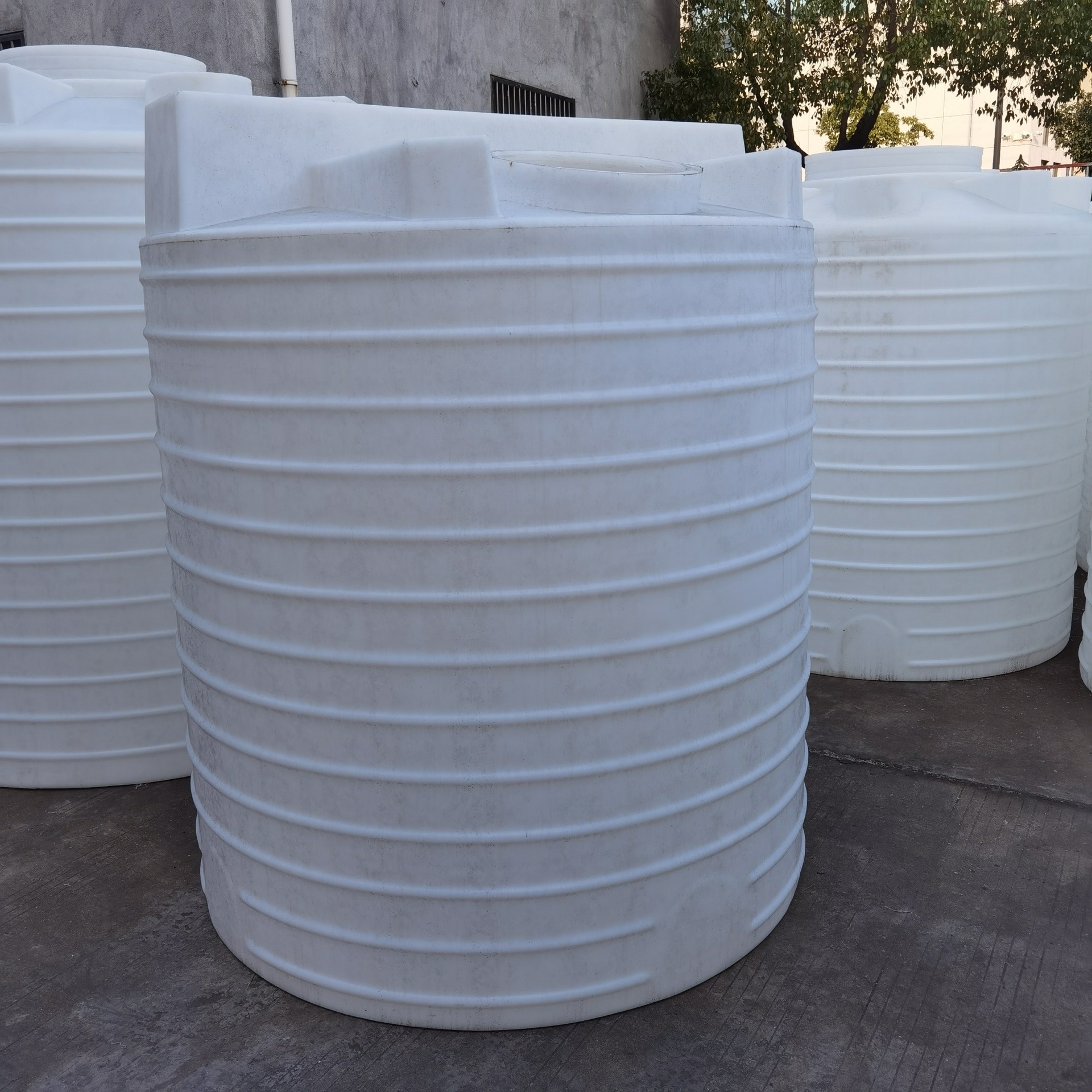 雨水储存罐耐酸碱储罐5吨水塔5立方PE塑料