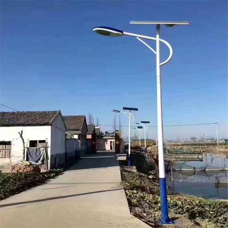太阳能厂家道路照明乡村道路60瓦太阳能路灯厂家批发