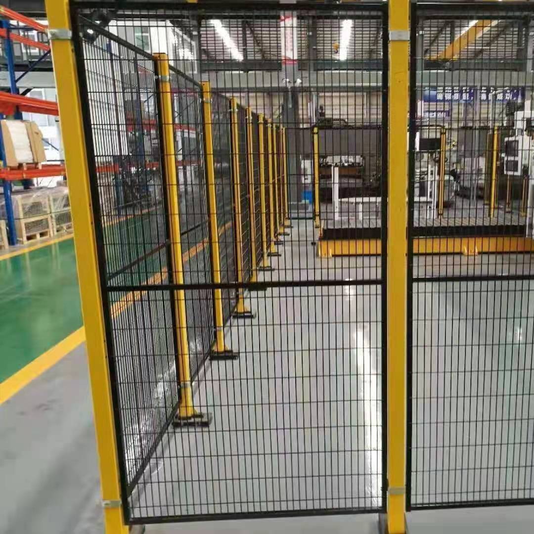 天津仓储货架分类隔断网 可移动无缝车间隔离网金属丝网