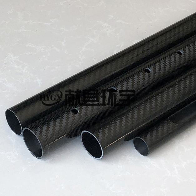 3K碳纤维管 装饰材料碳纤维管 亮光哑光碳管供应