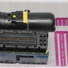 泰科TE/AMP 284743-1 护套接插件 汽车连接器