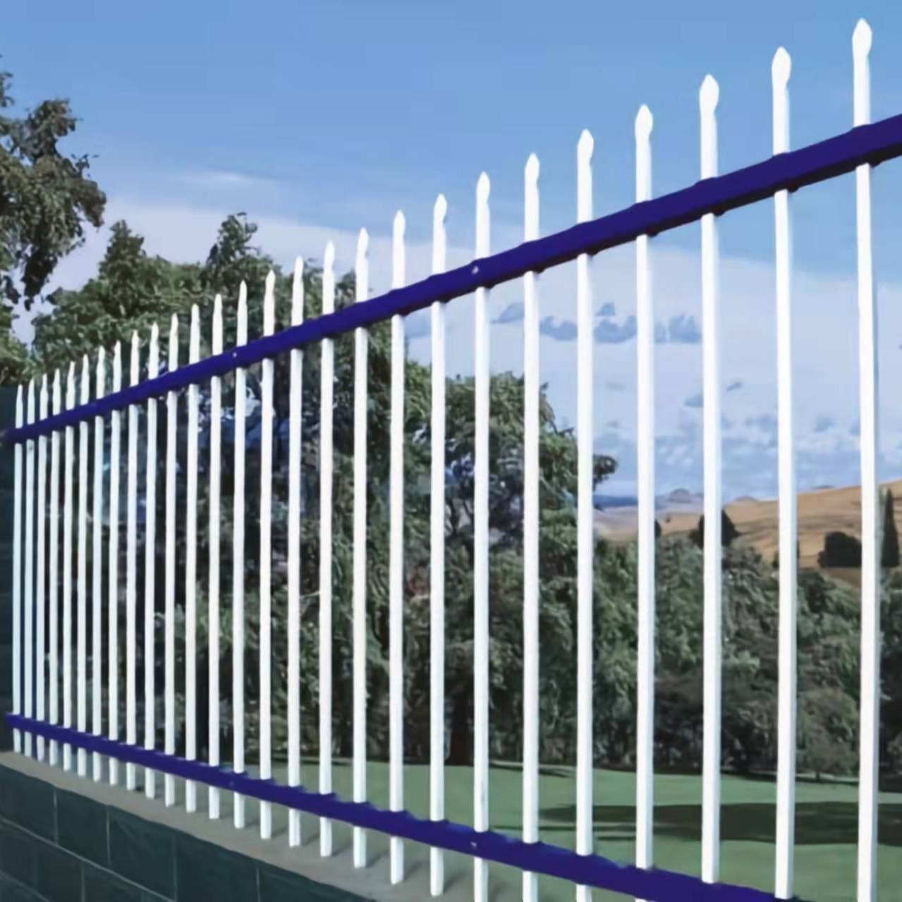 组装式防护围墙 喷塑简易护栏  工厂学校锌钢护栏设计  阿闯金属制品