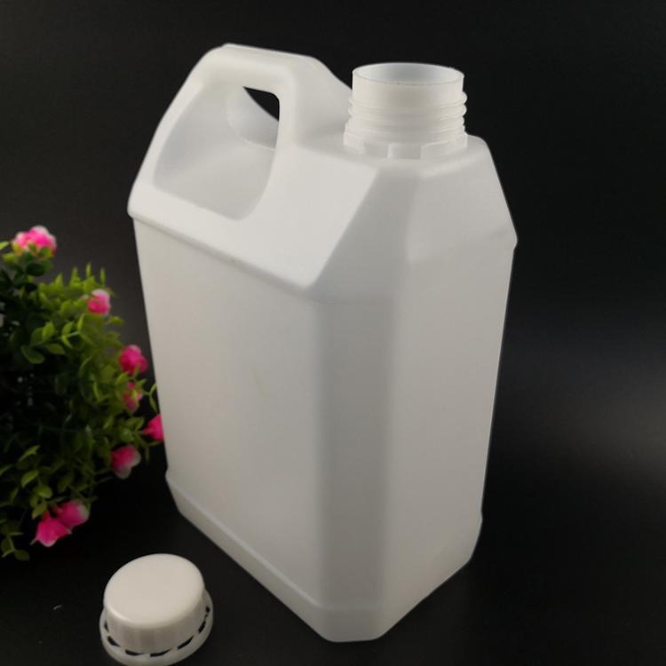 柏轩塑料   pe10L尿素塑料桶 白色汽车用液桶  严格选材