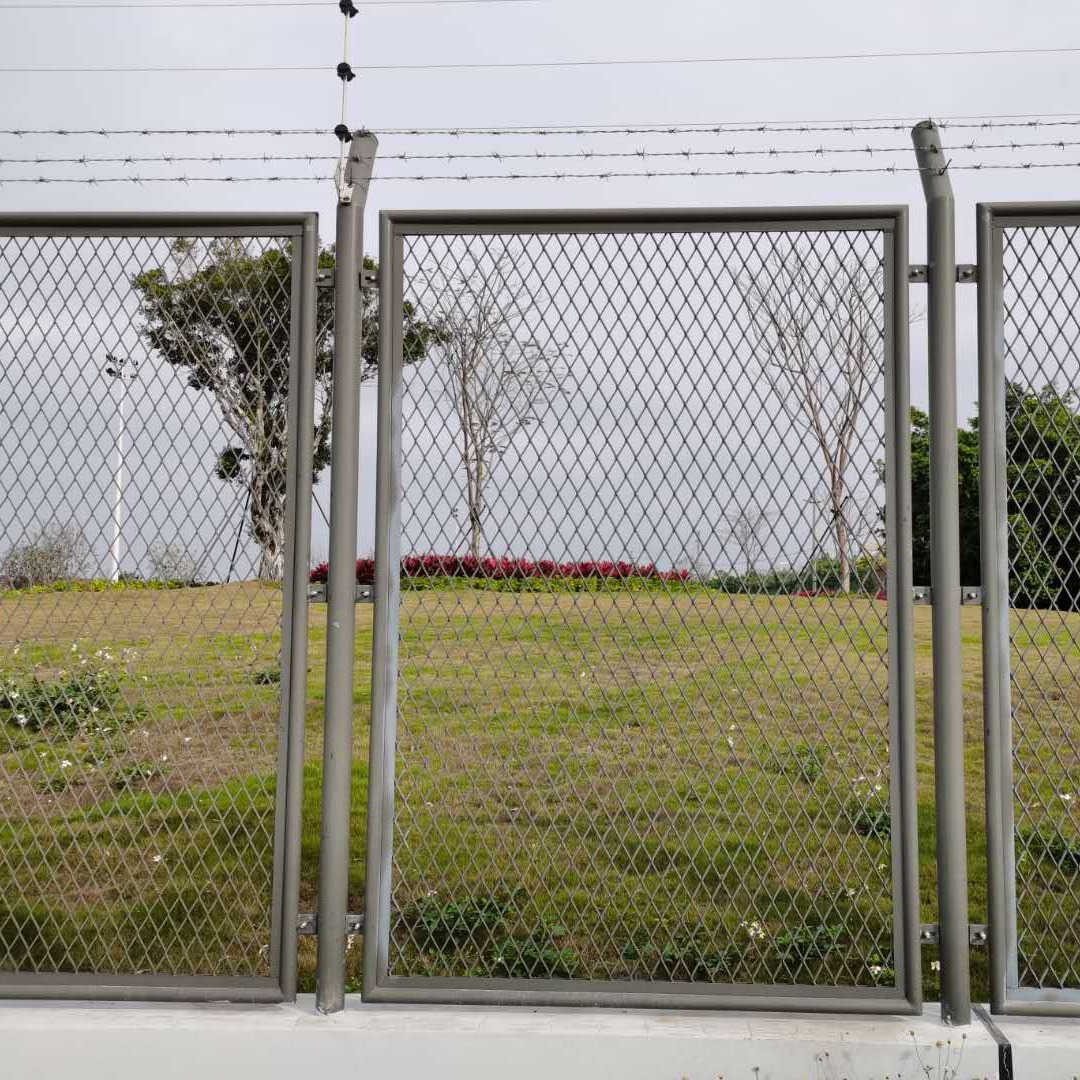 广东阳江厂区隔离网围栏工业区铁丝隔离网桃形柱绿化护栏网金栏