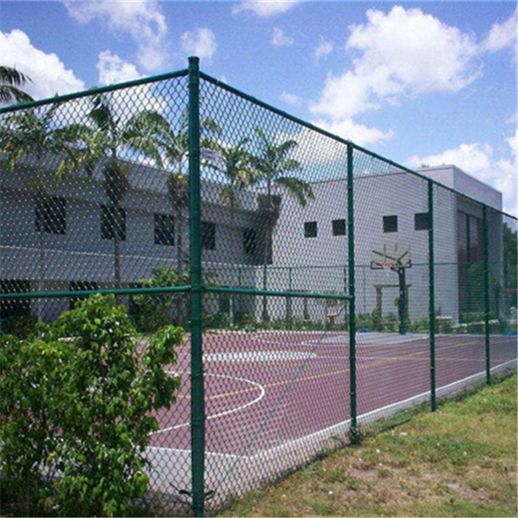 篮球场围网厂家 运动场围栏 体育场设施围栏安装