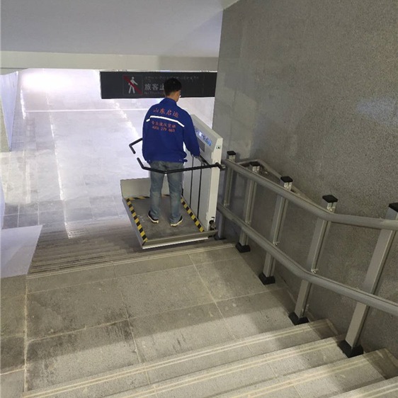 爬楼轨道式平台 无障碍设备 楼梯曲线电梯平台桦甸市