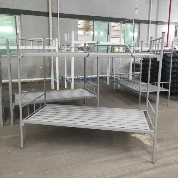 深圳钢制铁板双层床课桌椅卡槽床上下铺铁板床组装宿舍一体桌床厂家