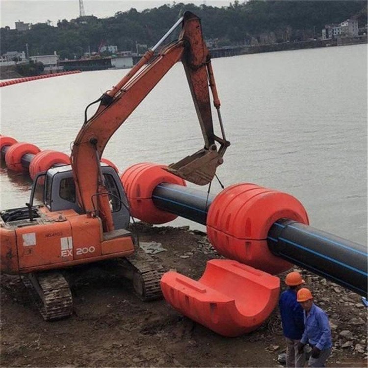 pe管道浮筒子厂家 河道抽沙疏浚抱管浮球 对夹式安装管道浮筒现货