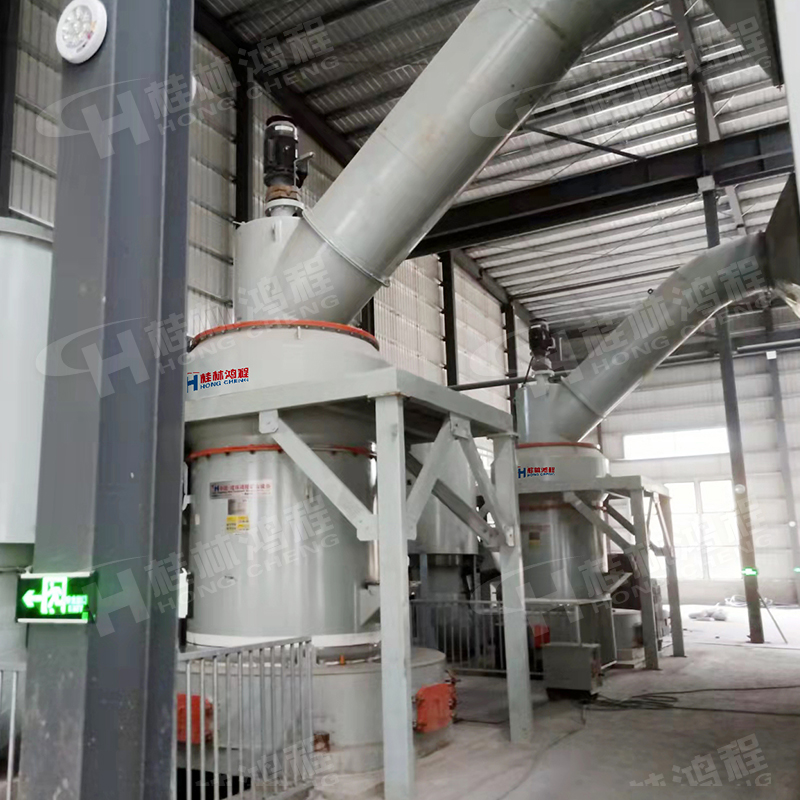 桂林鸿程矿山设备有限公司  加工无烟煤用磨粉机日产100吨雷蒙磨需要多大