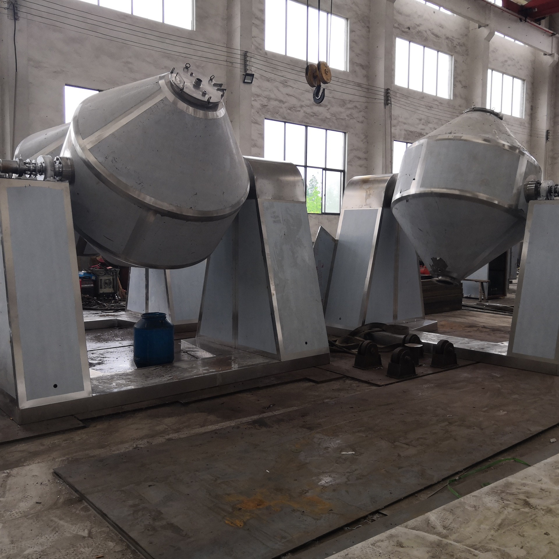 常州万宝双锥回转式真空干燥机 化工物料烘干用双锥真空干燥机 厂家供应