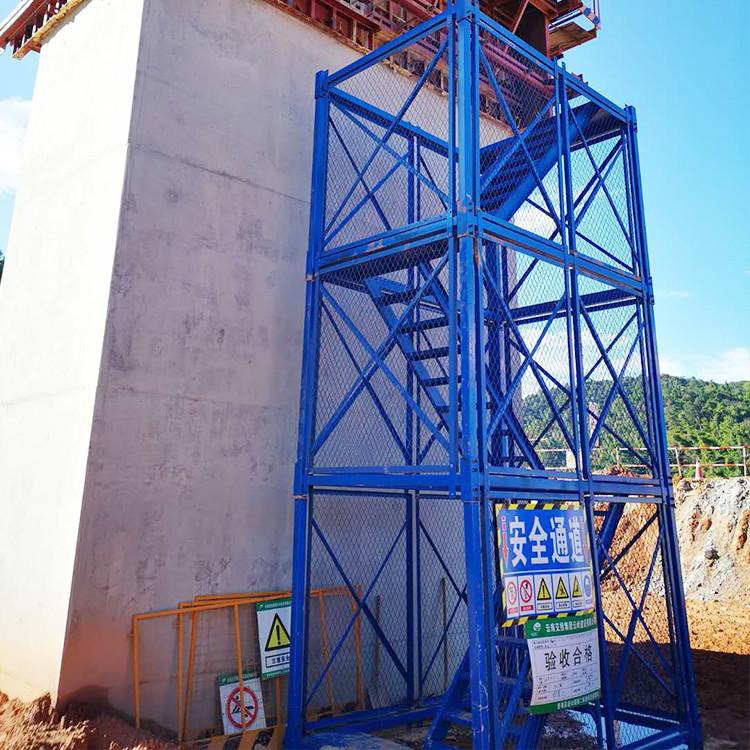框架式安全梯笼 桥墩建筑安全施工爬梯梯笼 建筑安全梯笼 宇鑫图片