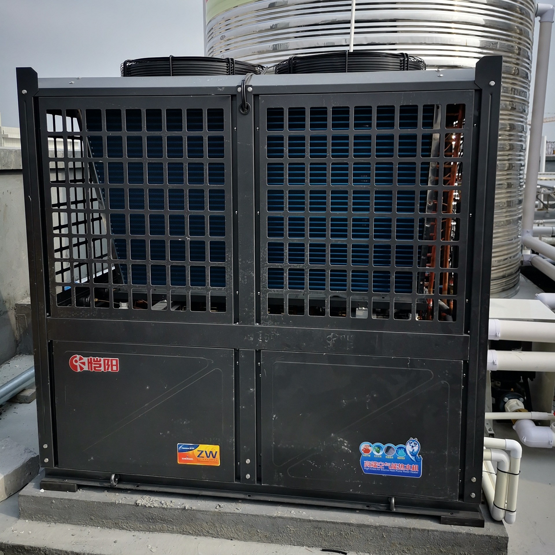 养猪场空气能热泵采暖系统 空气能采暖设备 5匹-30匹大型生猪养殖地暖