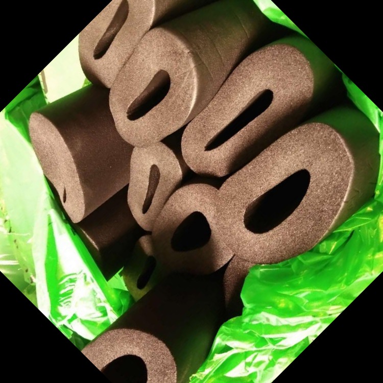 自产自销B2级橡塑保温管上下水管道保温隔热绿都牌保温管