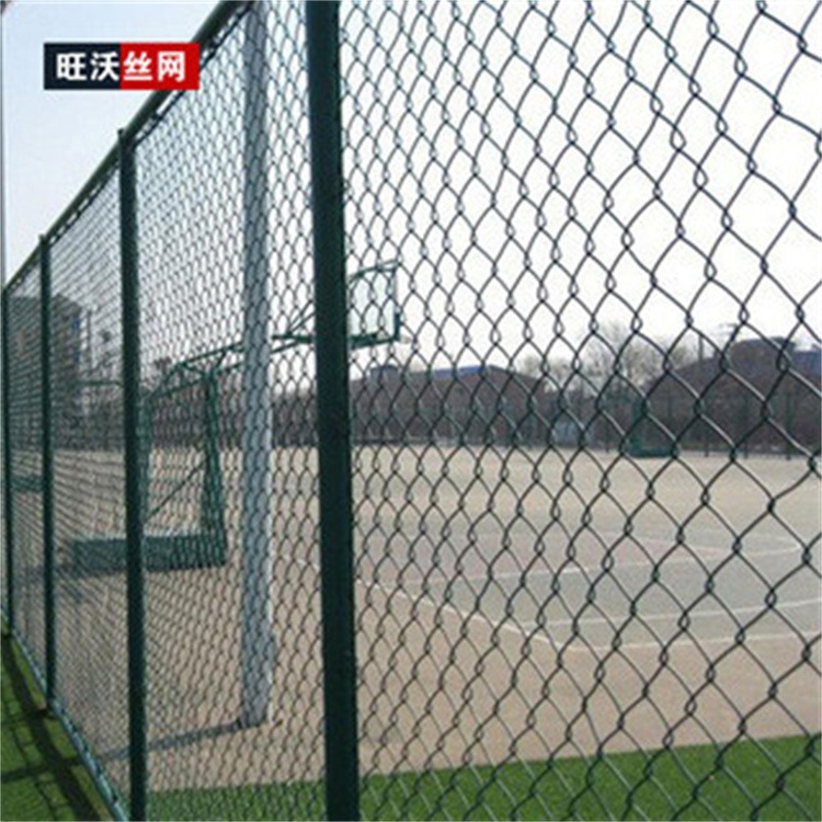 旺沃 体育场围网 铁丝球场围栏 不锈钢球场护栏图片