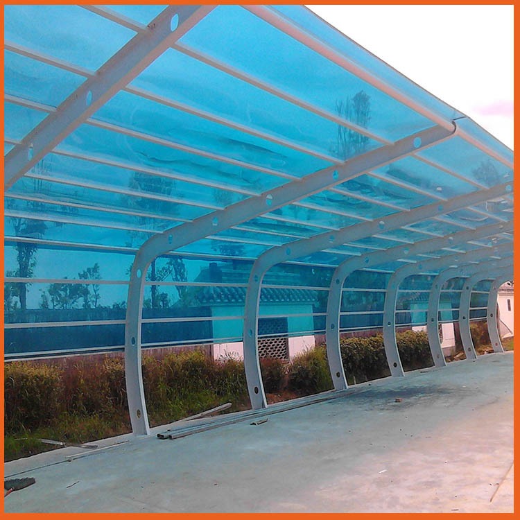 金昌蓝色空心阳光板 8毫米厚双层阳光板 汽车棚PC阳光板生产厂家